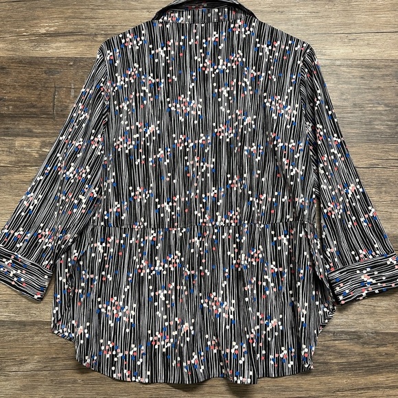 PAIGE Black and White Cuffed Sleeve Button Down Shirt - Picture 2 of 4